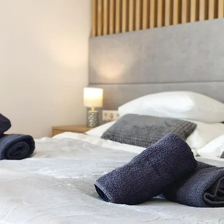 Blackbird Boutique Apartment *